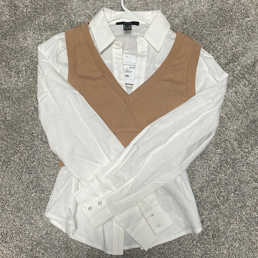 Forever 21 Blouse w/ vest XS